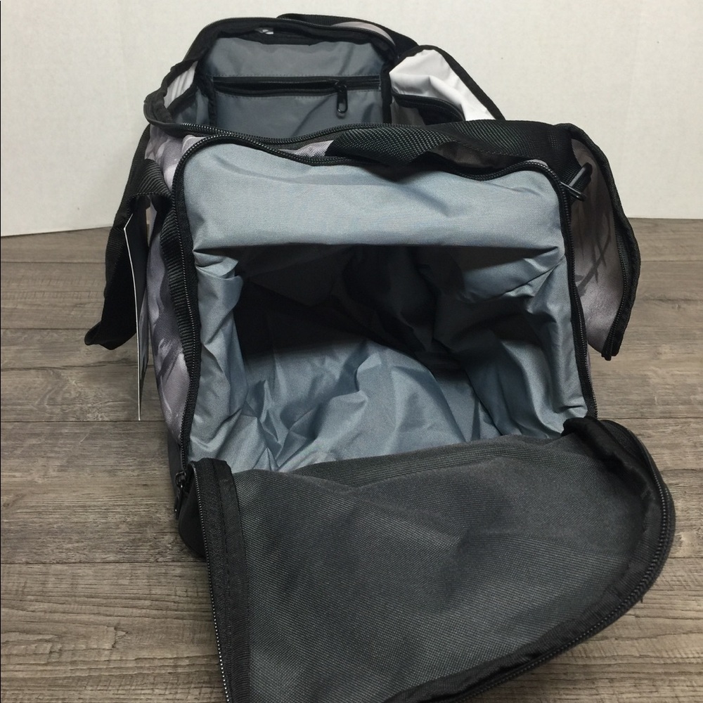 🛍NIKE BRASILIA DUFFLE BAG 61L como - Picture 7 of 8